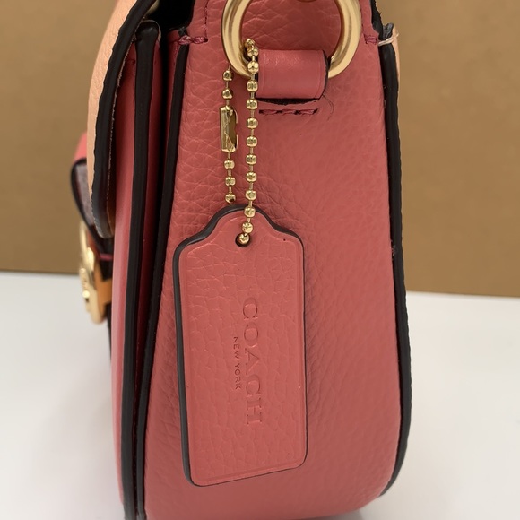 COACH Georgie Saddle Bag In Colorblock COLOR:
Gold/Faded Blush/Taffy - Picture 7 of 16